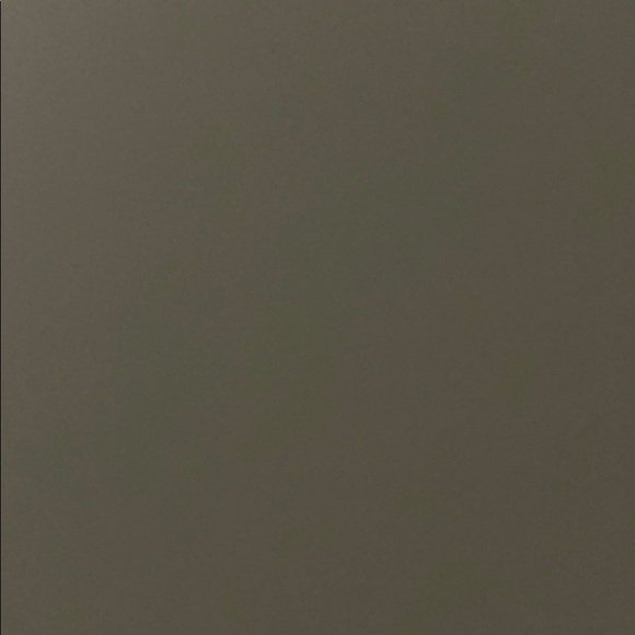 Meet your Posher, Esther - Picture 1 of 1